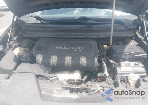 2014 Jeep Cherokee Sport z USA, uszkodzony, nr VIN 1C4PJLAB5EW104680